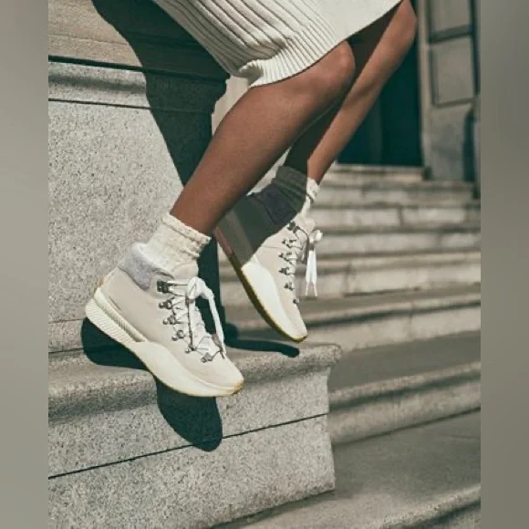 Sorel Out N' About III Conquest Waterproof Boot in Omega Taupe - Picture 4 of 14